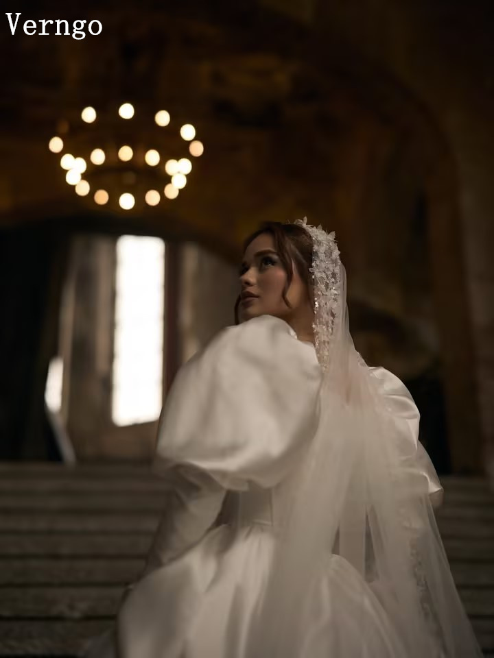 Abito da sposa Verngo in raso  - Badminton Victory recensione e prezzo