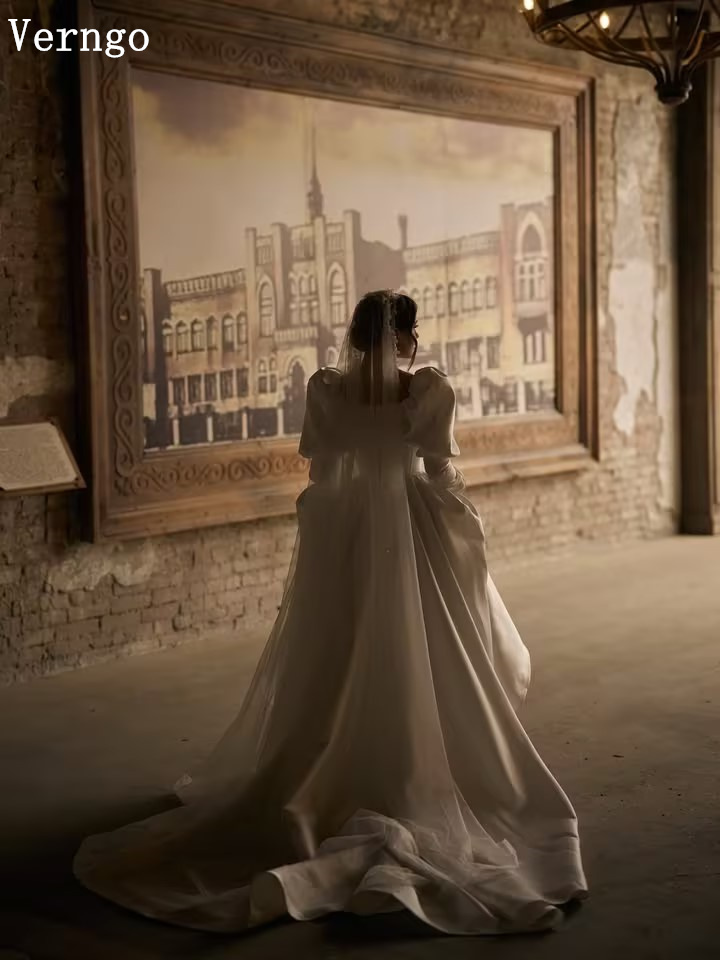 Abito da sposa Verngo in raso  - Badminton Victory recensione e prezzo